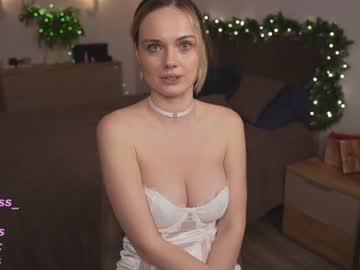 girl
        your_kat cam image #3100400