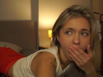 girl
        mildredgarrett cam image #5573147