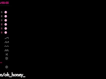 girl
        oh_honey_ cam image #1384126