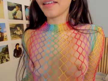girl
        little_effy18 cam image #4215004
