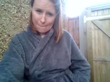 girl
        eatmypie69 cam image #2754684