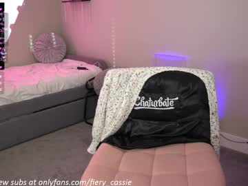 girl
        fiery_redhead cam image #6702056