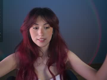 girl
        greeny_mat cam image #5220345