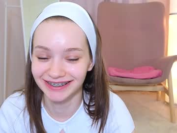 girl
        bless_sheila cam image #1506521