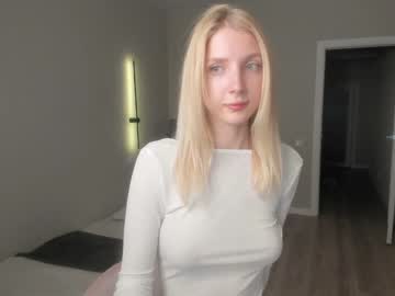 girl
        oh_honey_ cam image #4775255