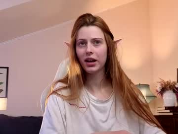 girl
        doll_lesli cam image #6692805