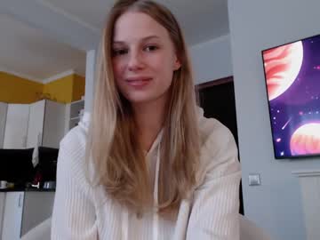 girl
        magic_couple13 cam image #1037129