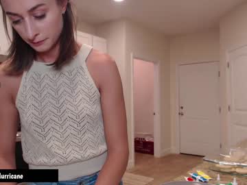 girl
        holihurricane cam image #1465549
