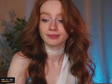 girl
        lizzy_blaze cam image #4682791