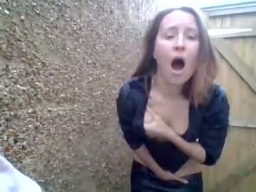 girl
        eatmypie69 cam image #2898937