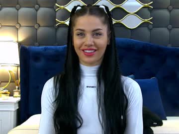 girl
        sophie__hill cam image #6423645