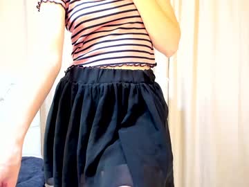 girl
        its_lily cam image #2800671