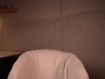 girl
        firumu cam image #3402595