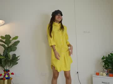 girl
        shena_nomy cam image #4039604