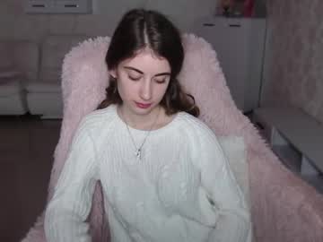 girl Sex Webcams With Notorious Girls with littlefreya