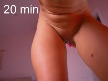 girl
        lil_eva cam image #6153088