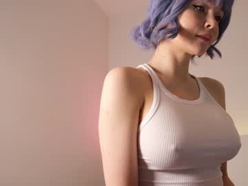 girl
        reei__ cam image #2529175