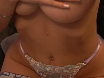 girl
        kathariine cam image #6544832