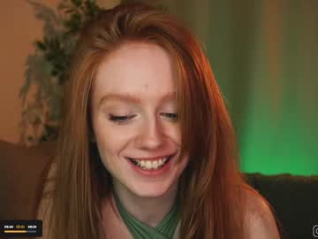 girl
        lizzy_blaze cam image #4703737