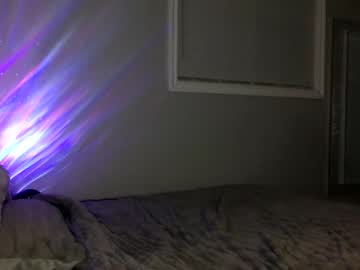 girl
        sunshinedarling1 cam image #1408271