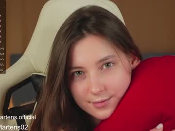 girl
        beckymartens cam image #2830646