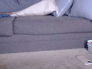 girl
        svtf2323 cam image #1937875