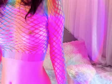 girl
        little_effy18 cam image #3864064