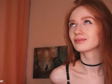 girl
        lizzy_blaze cam image #4151195