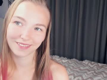 girl Sex Webcams With Notorious Girls with fluttery_talk