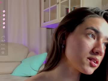 girl
        mariemelons cam image #4429802