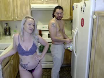 couple
        thestarzis cam image #135413