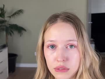 girl
        shyrubate cam image #5476254