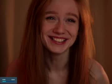 girl
        lizzy_blaze cam image #5588965