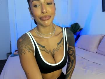 girl
        kaligray10 cam image #3918343