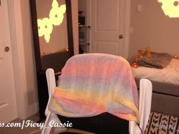 girl
        fiery_redhead cam image #2865967