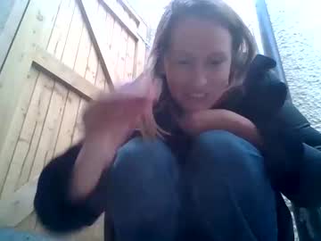 girl
        eatmypie69 cam image #3544286