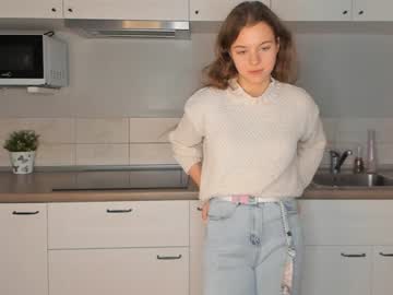 girl
        aubriananorris cam image #2936245