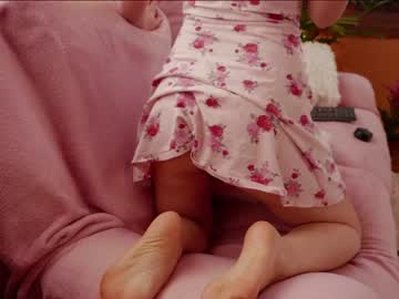 girl
        clementine__ cam image #1718731