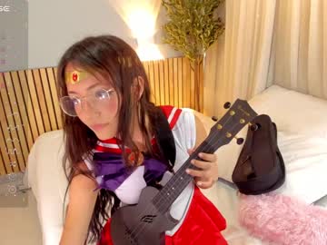 girl
        little_effy18 cam image #4221825