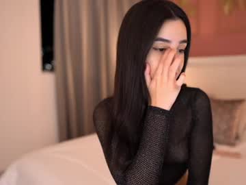 girl
        winona__ cam image #883933