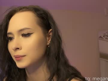 girl
        top_of_passion cam image #6304360