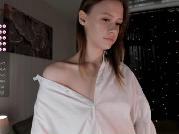 girl
        quennacindy cam image #3880994