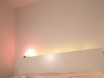 girl
        reei__ cam image #2896418