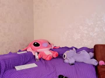 girl
        l0ve_sh0w cam image #2123578