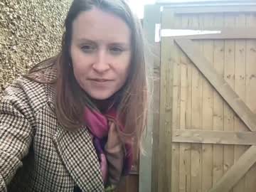 girl
        eatmypie69 cam image #3759618