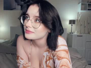 girl
        cute_caprice cam image #4165899