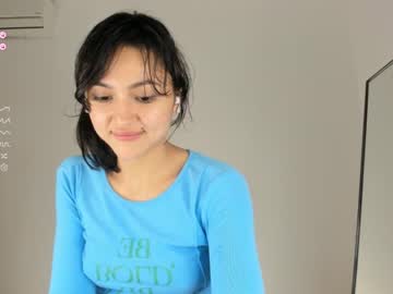 girl
        t0keng1rl cam image #2767004