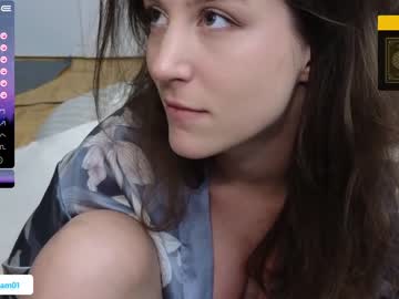 girl
        alexa_dream cam image #2038608