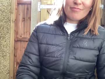 girl
        eatmypie69 cam image #2567605