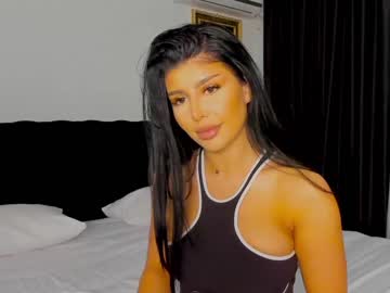 girl
        moniqueeass cam image #1288413